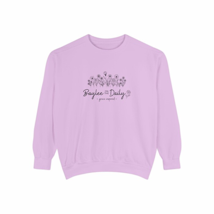 Official Baylee on the Daily Sweatshirt - Image 11